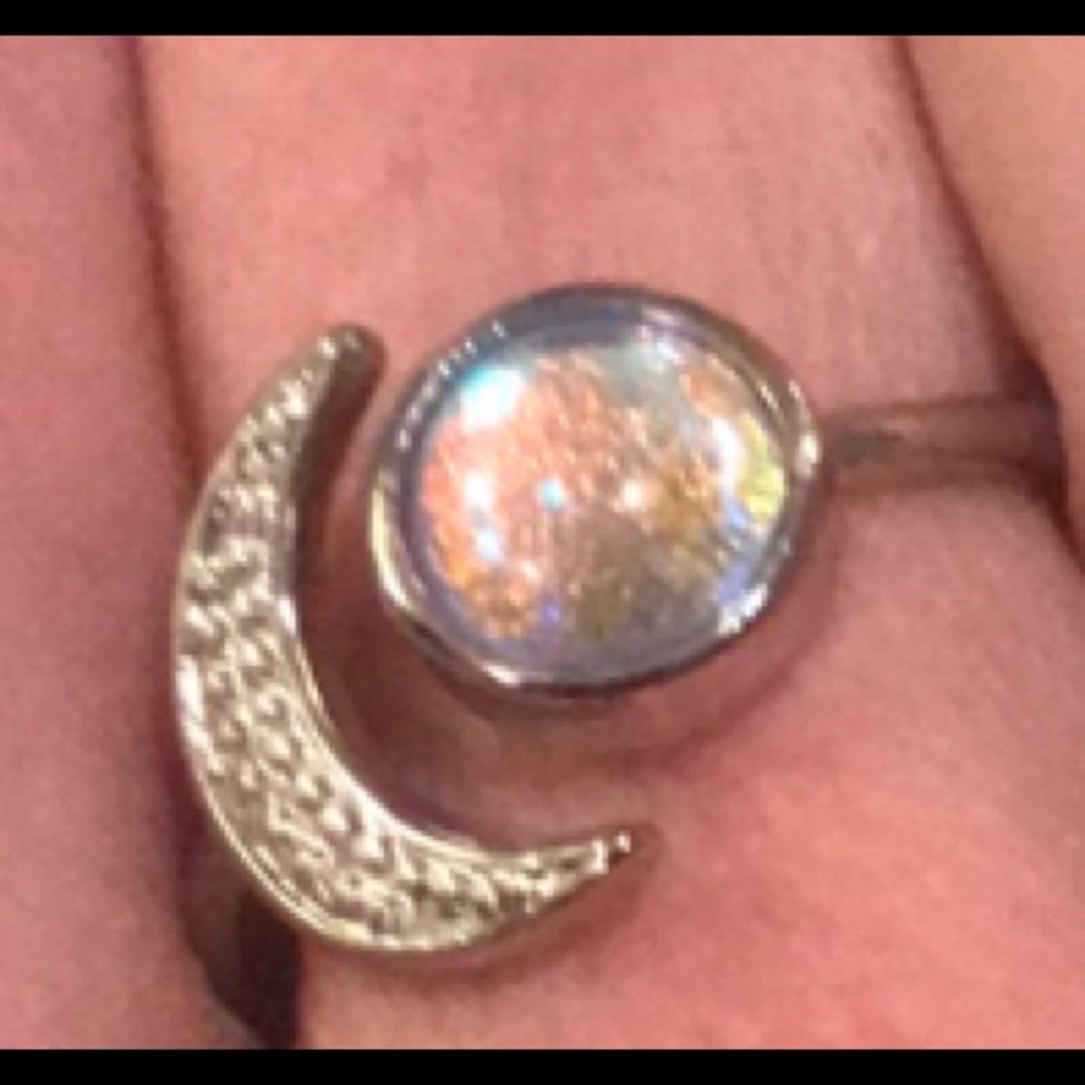 1 left! NWT iridescent moon silver ring midi - Picture 2 of 3